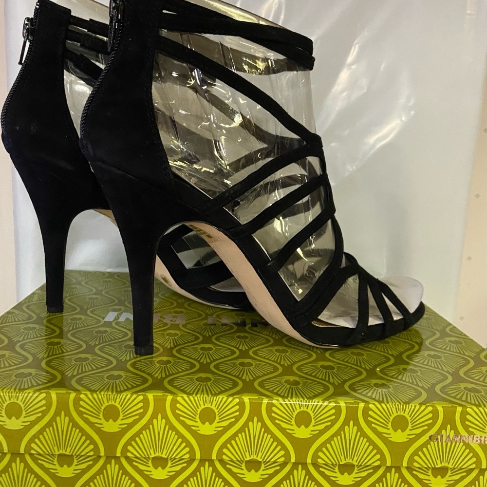 Chic Black Strappy Heels